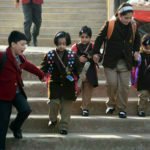 Kashmir Students walks towards their schools to attend classes as Schools reopen after 7 months Umar Ganie 30 1