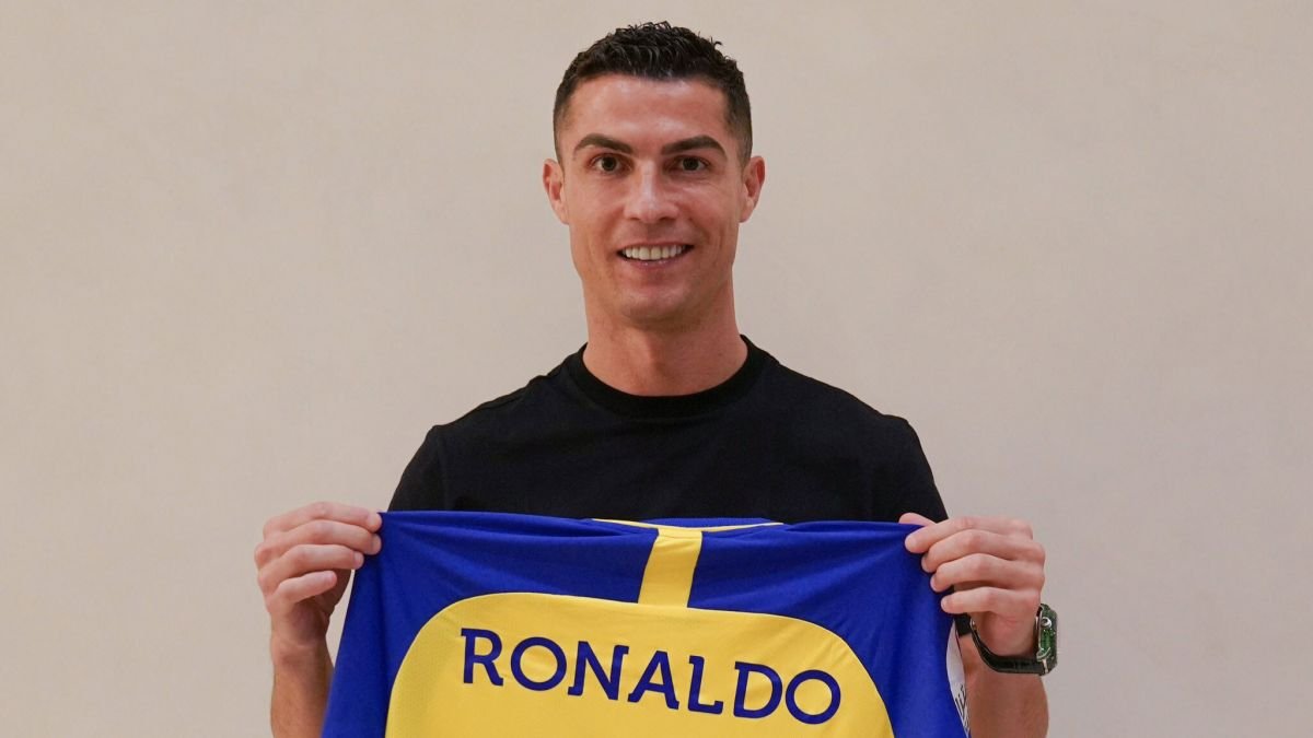 https cdn.cnn .com cnnnext dam assets 221230182523 cristiano ronaldo al nassr restricted